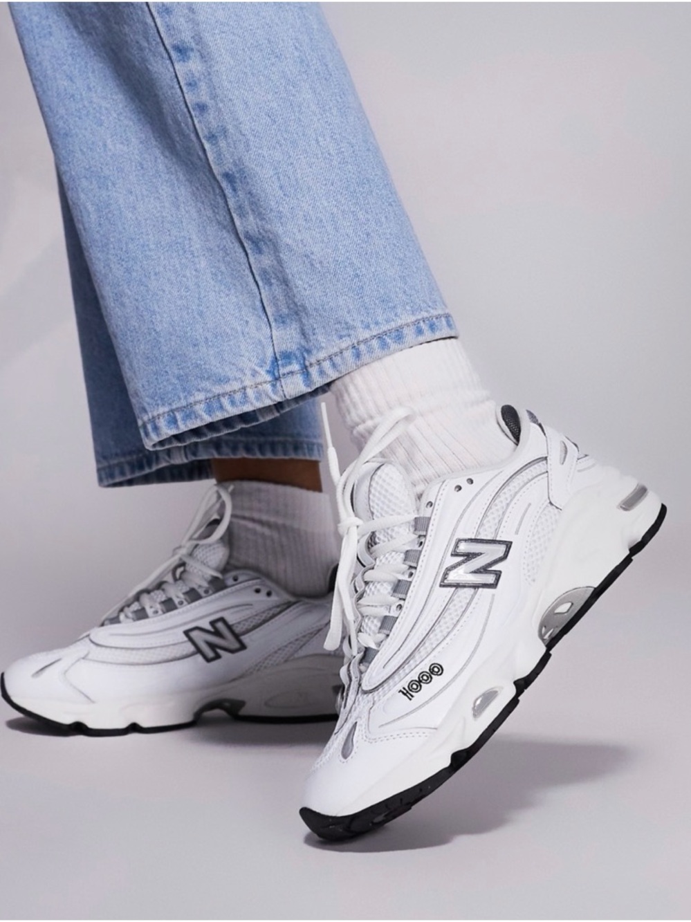 New Balance M1000 Unisex Sneakers
